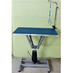 STAINLESS STEEL GROOMING TABLE 3FTX2FT